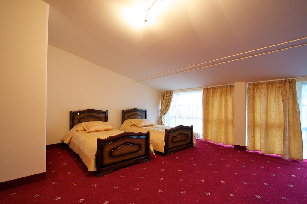 Best Resort Aghveran Arzakan Room photo